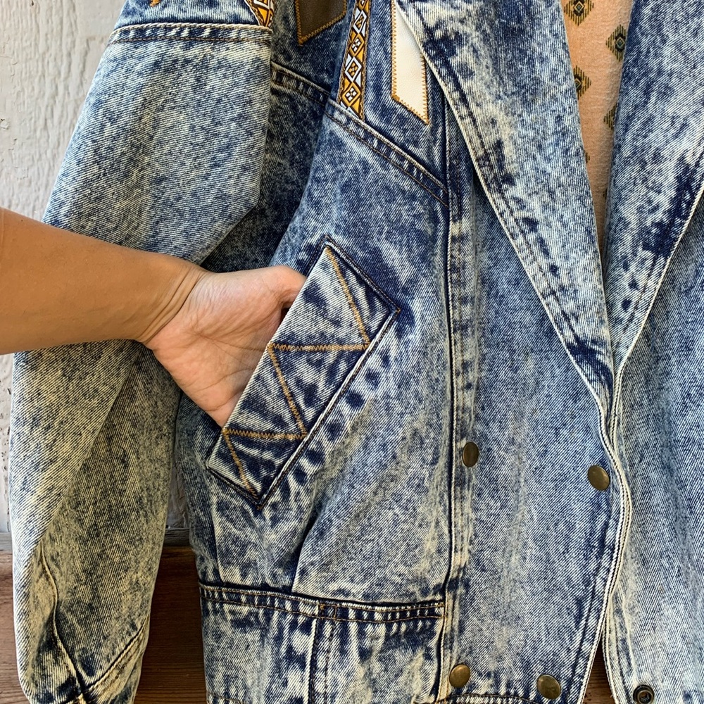 Vintage NY Girl retro 80s oversized denim jacket - Picture 8 of 16